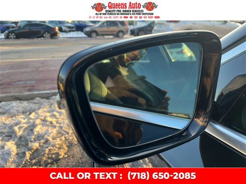 Used 2021 BMW 330i xDrive Sedan w/ Convenience Package image 33