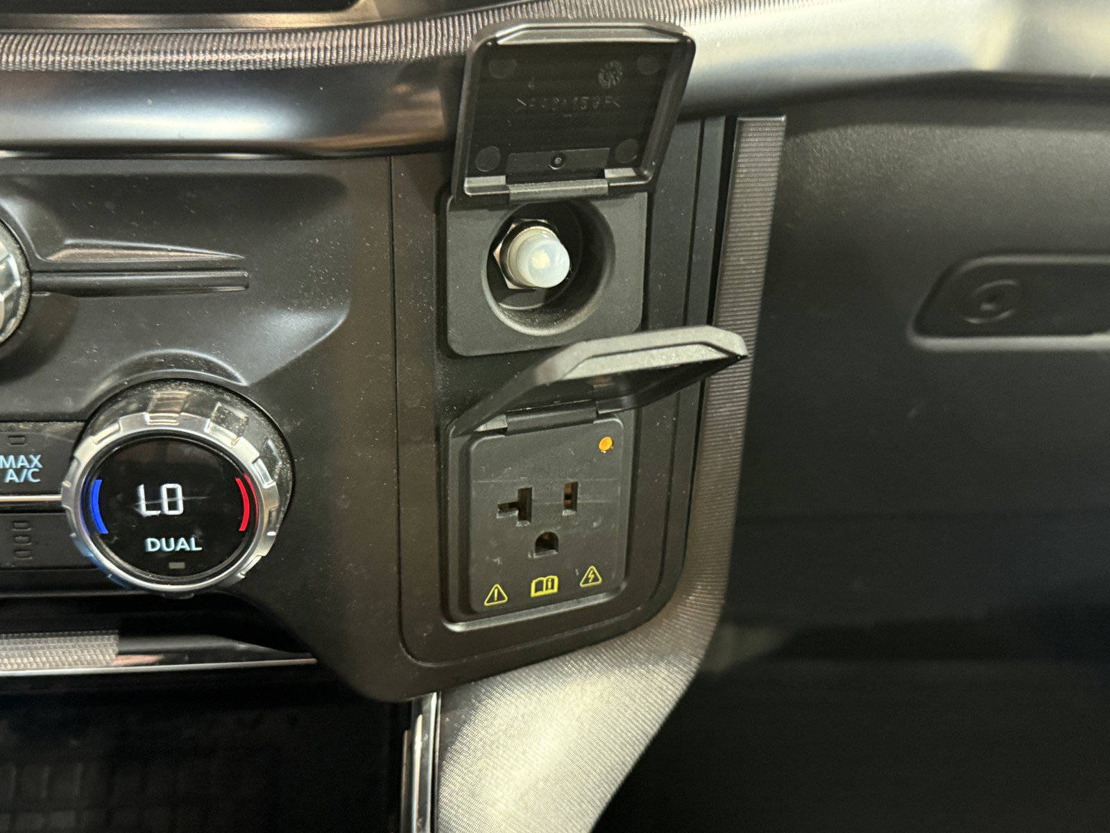 Used 2021 Ford F150 Platinum w/ Equipment Group 701A High AWD/4WD image 19