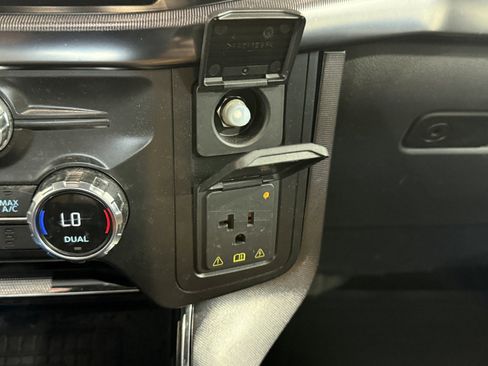 Used 2021 Ford F150 Platinum w/ Equipment Group 701A High AWD/4WD image 19