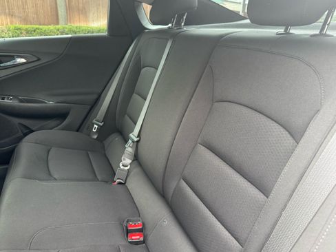 Used 2021 Chevrolet Malibu LS FWD image 26
