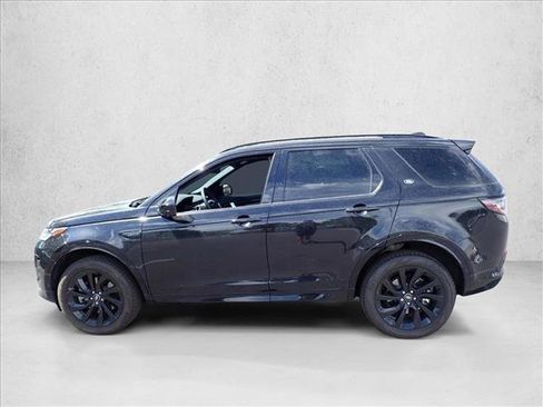 Used 2024 Land Rover Discovery Sport Dynamic SE AWD/4WD image 2