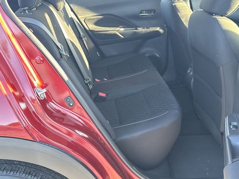 Used 2022 Nissan Kicks SV image 15