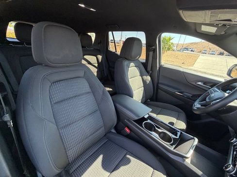 Used 2025 Chevrolet Equinox LT FWD image 14