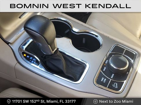 Used 2018 Jeep Grand Cherokee Limited image 28