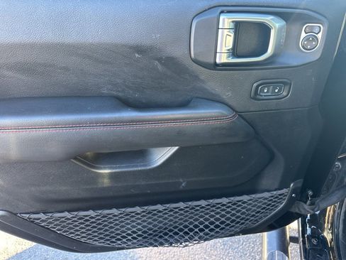 Used 2020 Jeep Gladiator Rubicon image 17