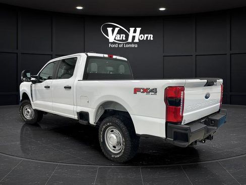 Used 2024 Ford F250 XL w/ 360-Degree Camera Package AWD/4WD image 5