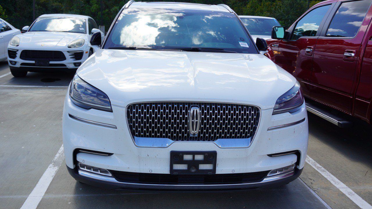 Used 2020 Lincoln Aviator Reserve w/ Equipment Group 201A RWD image 2