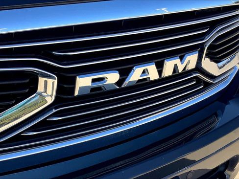 Used 2017 RAM 1500 Laramie Longhorn image 28