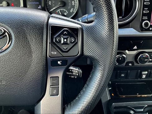 Used 2023 Toyota Tacoma TRD Off-Road image 21