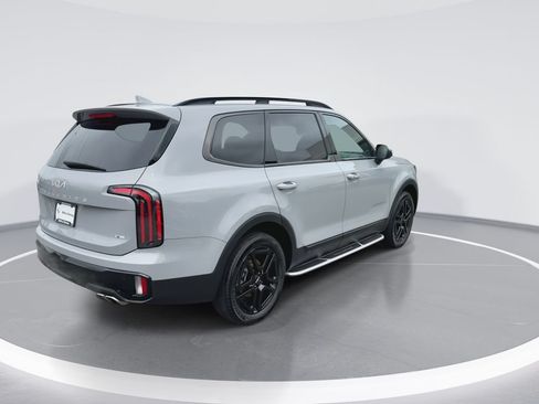 Used 2024 Kia Telluride EX X-Line AWD/4WD image 8