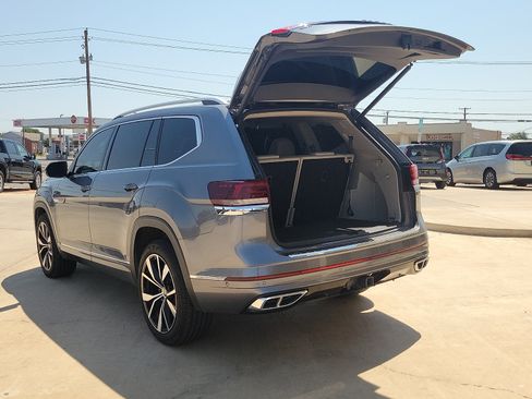 Used 2024 Volkswagen Atlas SEL Premium R-Line AWD/4WD image 10