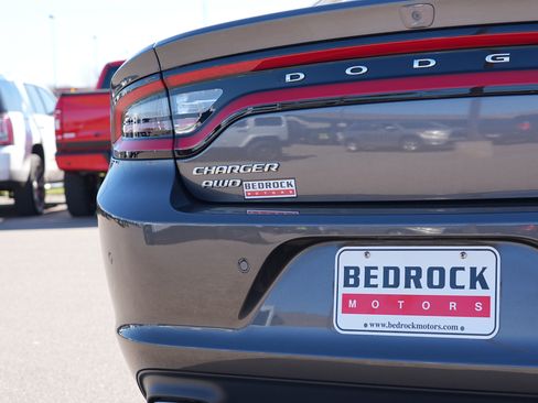 Used 2016 Dodge Charger SXT w/ AWD Plus Group image 10