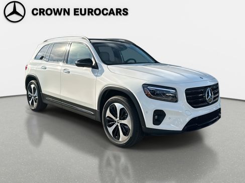New 2026 Mercedes-Benz GLB 250 250 4MATIC SUV image 2