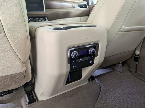 Certified 2021 GMC Yukon Denali w/ Denali Premium Package image 41