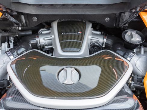 Used 2013 McLaren MP4-12C Spider image 35