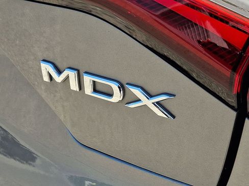 Used 2023 Acura MDX SH-AWD w/ Advance Package image 35