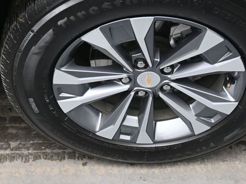 Used 2025 Chevrolet Equinox LT w/ Convenience Package II image 28