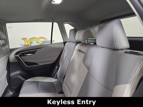 Used 2024 Toyota RAV4 XLE Premium image 12