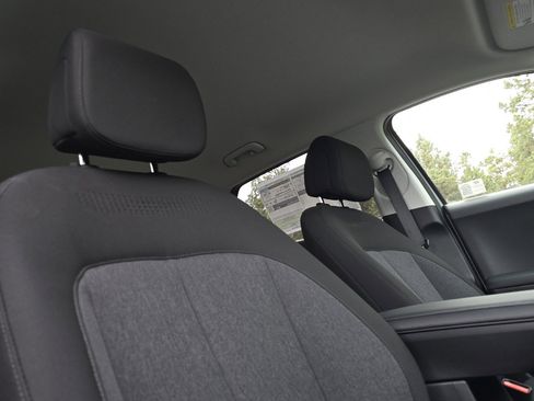 New 2025 Hyundai Ioniq 5 SE image 17