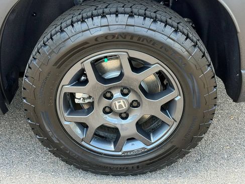 Certified 2026 Honda Pilot TrailSport image 10