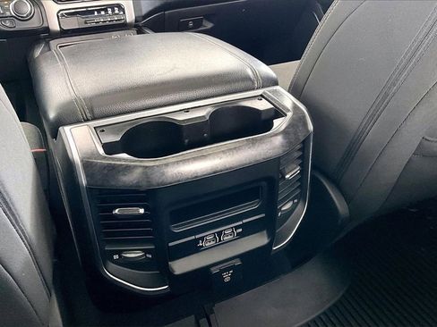 Used 2019 RAM 1500 Big Horn image 11