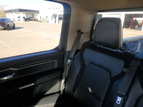 Used 2021 RAM 1500 Laramie AWD/4WD image 13