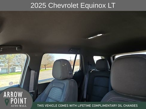 Used 2025 Chevrolet Equinox LT image 22