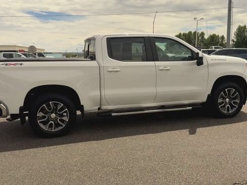 Used 2022 Chevrolet Silverado 1500 LT w/ All Star Edition Plus AWD/4WD image 9