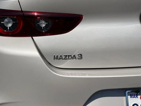 Certified 2025 MAZDA MAZDA3 s FWD image 28