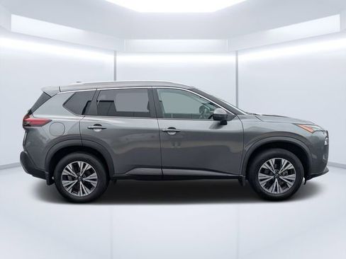 Used 2023 Nissan Rogue SV w/ SV Premium B Package AWD/4WD image 2