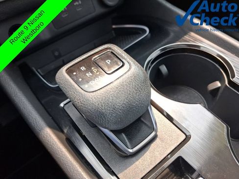 Used 2024 Nissan Rogue SL w/ SL Premium Package AWD/4WD image 21
