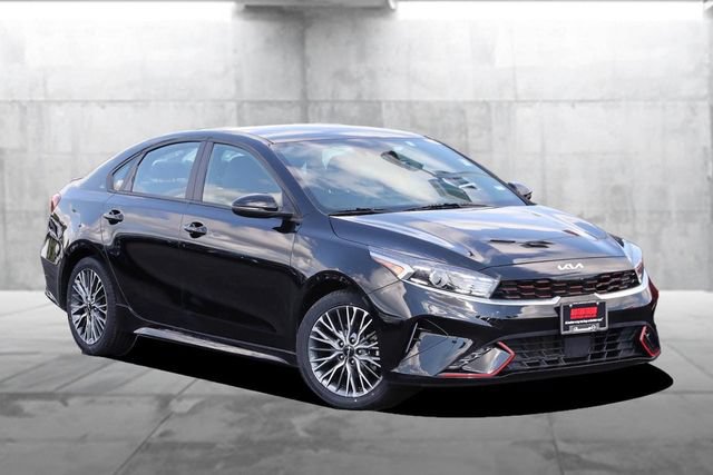 Used 2023 Kia Forte GT-Line w/ GT-Line Technology Package FWD image 2