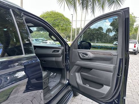 Used 2024 Chevrolet Tahoe LT RWD image 23