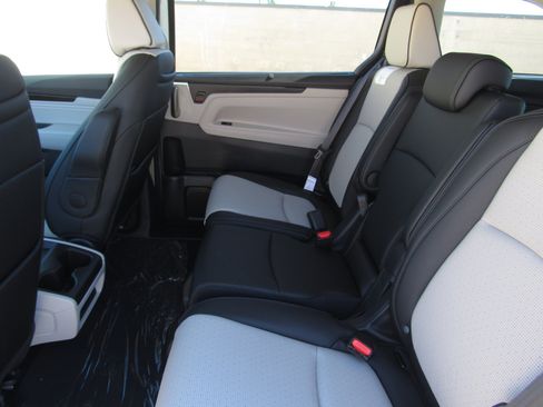 New 2026 Honda Odyssey Elite image 15