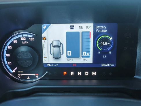 Used 2023 Ford Bronco Wildtrak image 24