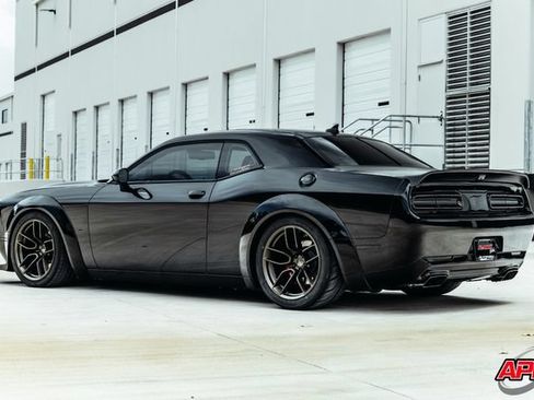 Used 2020 Dodge Challenger SRT Hellcat Redeye RWD image 42