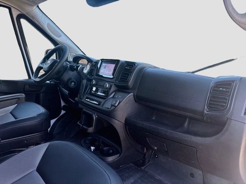 Used 2024 RAM ProMaster 2500 w/ Convenience Group FWD image 22