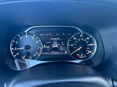 Used 2022 Nissan Frontier SV w/ Technology Package AWD/4WD image 21