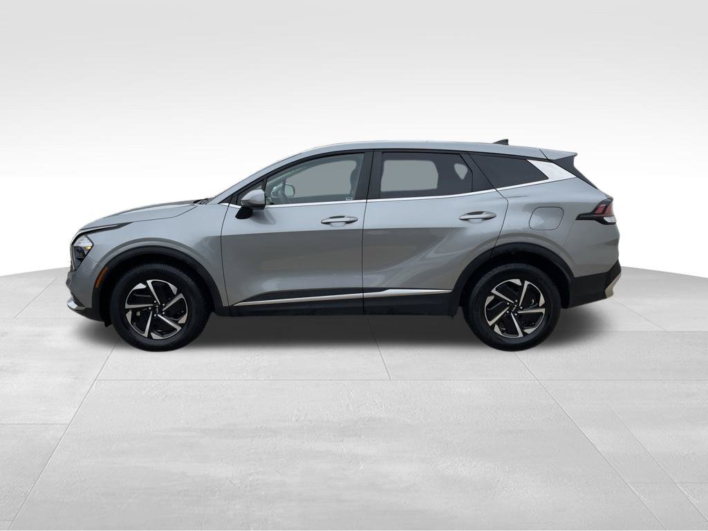 Used 2023 Kia Sportage LX AWD/4WD image 8
