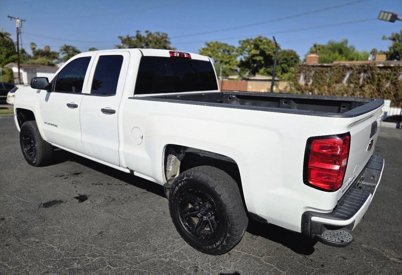 Used 2018 Chevrolet Silverado 1500 Custom RWD image 15