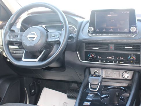 Used 2023 Nissan Rogue SV FWD image 22