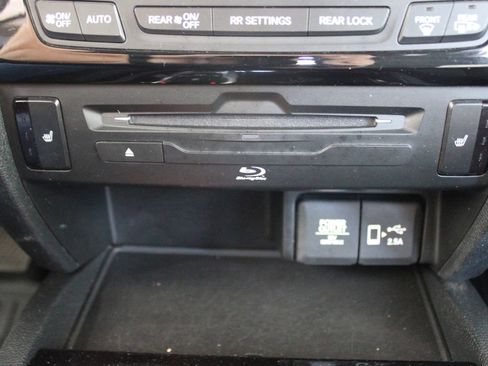 Used 2022 Honda Pilot Touring image 39