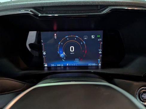 Used 2023 Chevrolet Colorado Z71 w/ Z71 Convenience Package 2 image 16