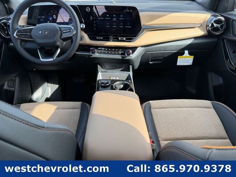 New 2026 Chevrolet Equinox ACTIV w/ LPO, Floor Liner Package AWD/4WD image 13