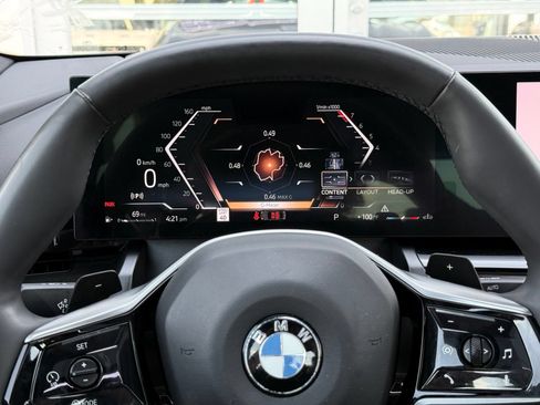 Used 2024 BMW 530i w/ Premium Package RWD image 41