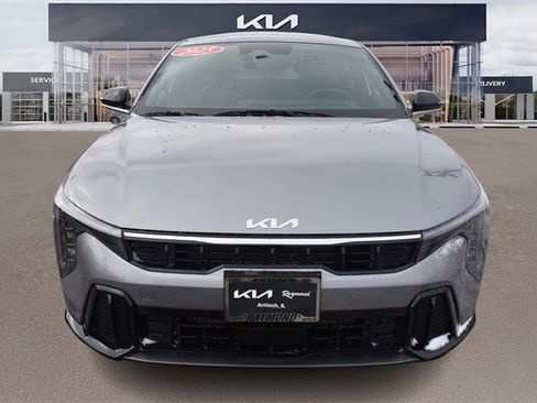 New 2025 Kia K4 GT-Line image 8