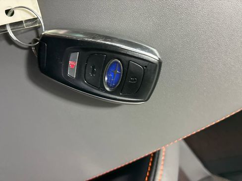 Certified 2025 Subaru Crosstrek 2.5i Limited w/ Crosstrek Mirror Package image 36