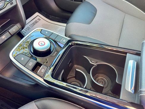 Used 2022 Kia Niro EX image 15