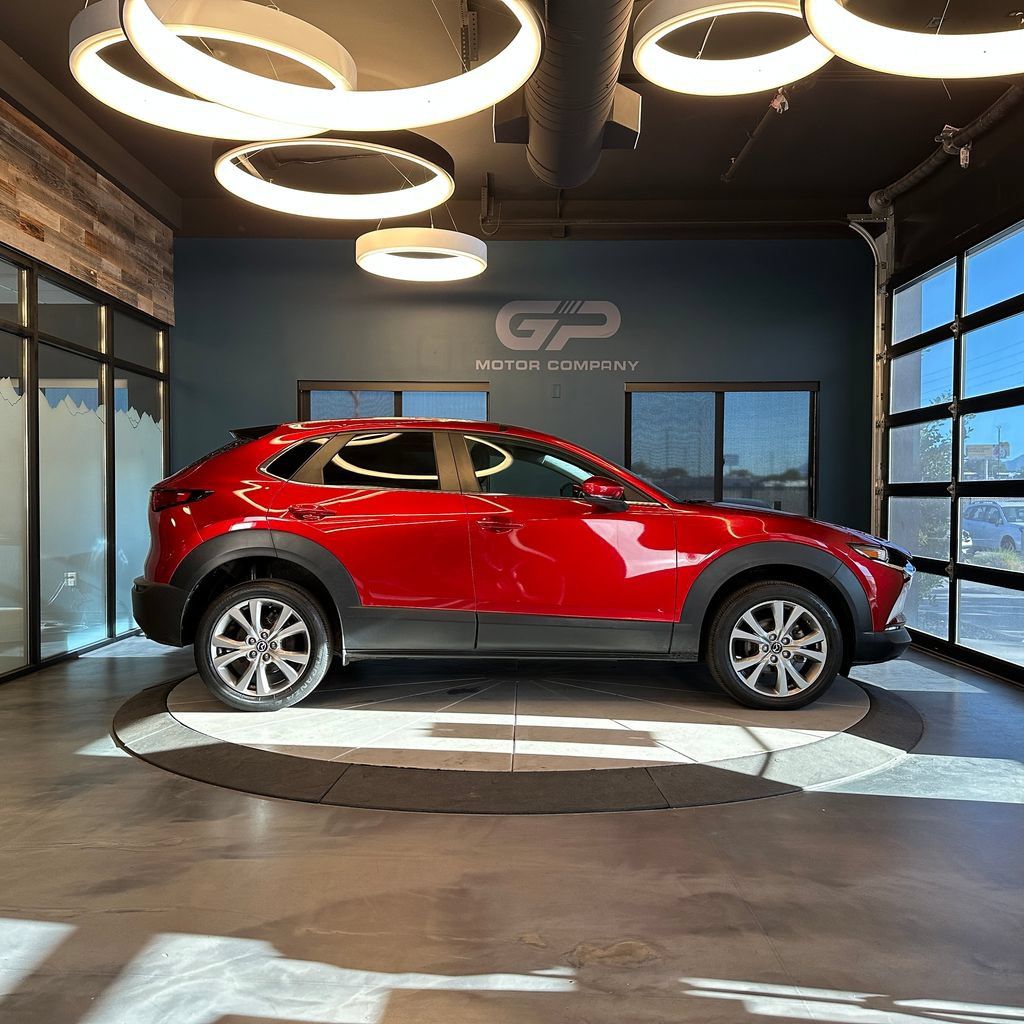 Used 2023 MAZDA CX-30 AWD 2.5 S w/ Select Package image 2