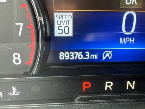 Used 2020 Ford Explorer Limited AWD/4WD image 17